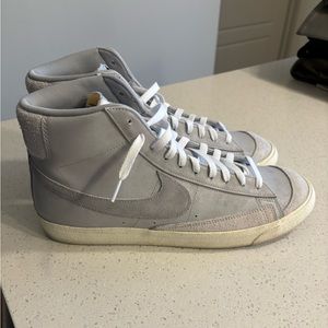 Nike Blazers Mid ‘77